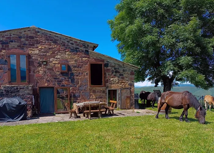 Hébergement de vacances La Mirador De Valles Pasiegos *